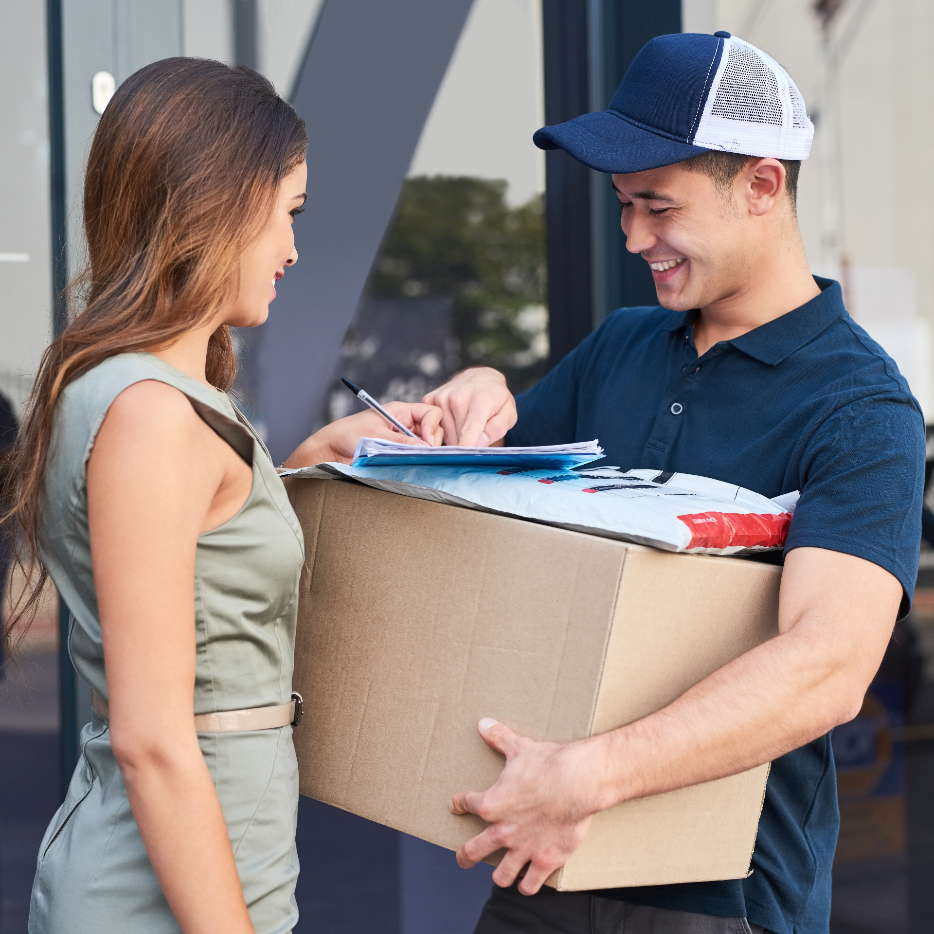 Returns & Exchanges